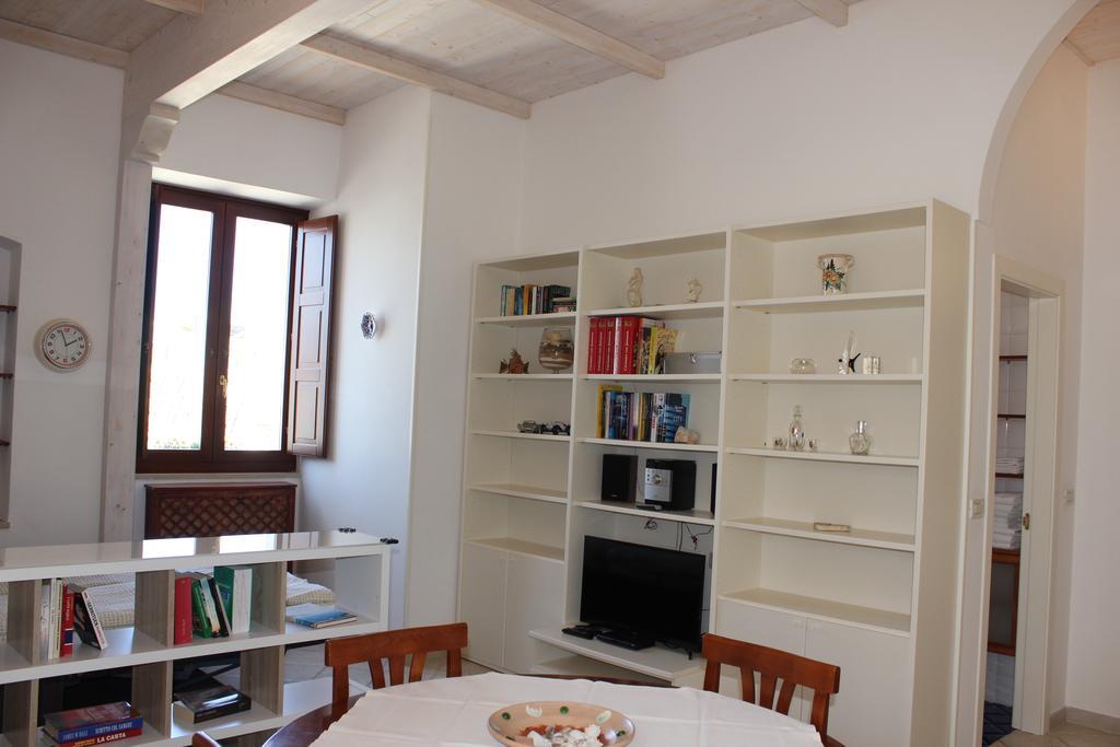 Palazzo Dei Gesuiti 莫诺波利 外观 照片